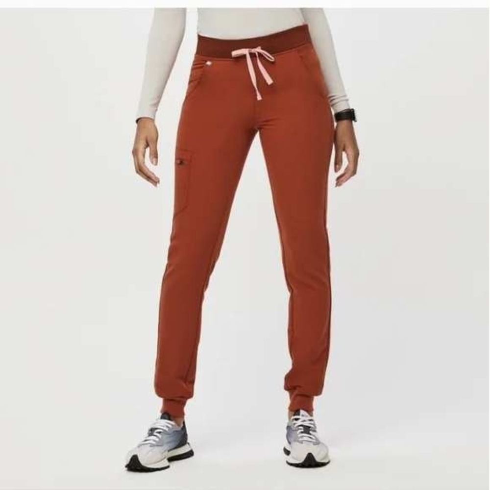 FIGS Zamora Jogger Scrub Pants Auburn XXS/P‎ Rust Orange Medical Utility Nursing